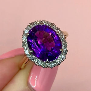 "Annabelle" - Oval Amethyst Unique Ring set in 18ct Yellow Gold - Unique Ring - Ebony Jewellery Chichester - Bespoke by Ebony