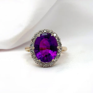 "Annabelle" - Oval Amethyst Unique Ring set in 18ct Yellow Gold - Unique Ring - Ebony Jewellery Chichester - Bespoke by Ebony