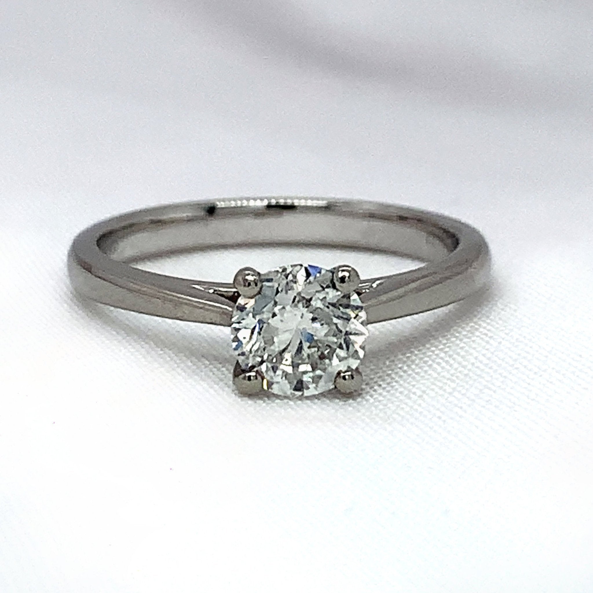 "Éléanor" - Solitaire Claw Set Round Brilliant Engagement Ring in Gold or Platinum - Engagement Ring - Ebony Jewellery Chichester - Bespoke by Ebony