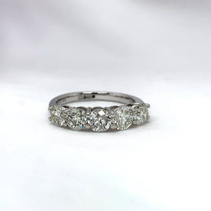 "Morwenna" - 5 Stone Round Brilliant Cut Ring in a Gold or Platinum Claw Setting - Engagement Ring - Ebony Jewellery Chichester - Bespoke by Ebony