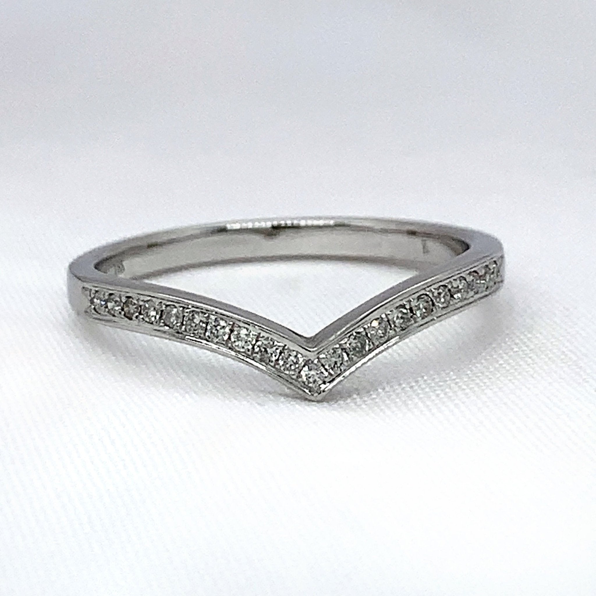 "Oceane" - Diamond Ring - Ebony Jewellery Chichester - Bespoke by Ebony