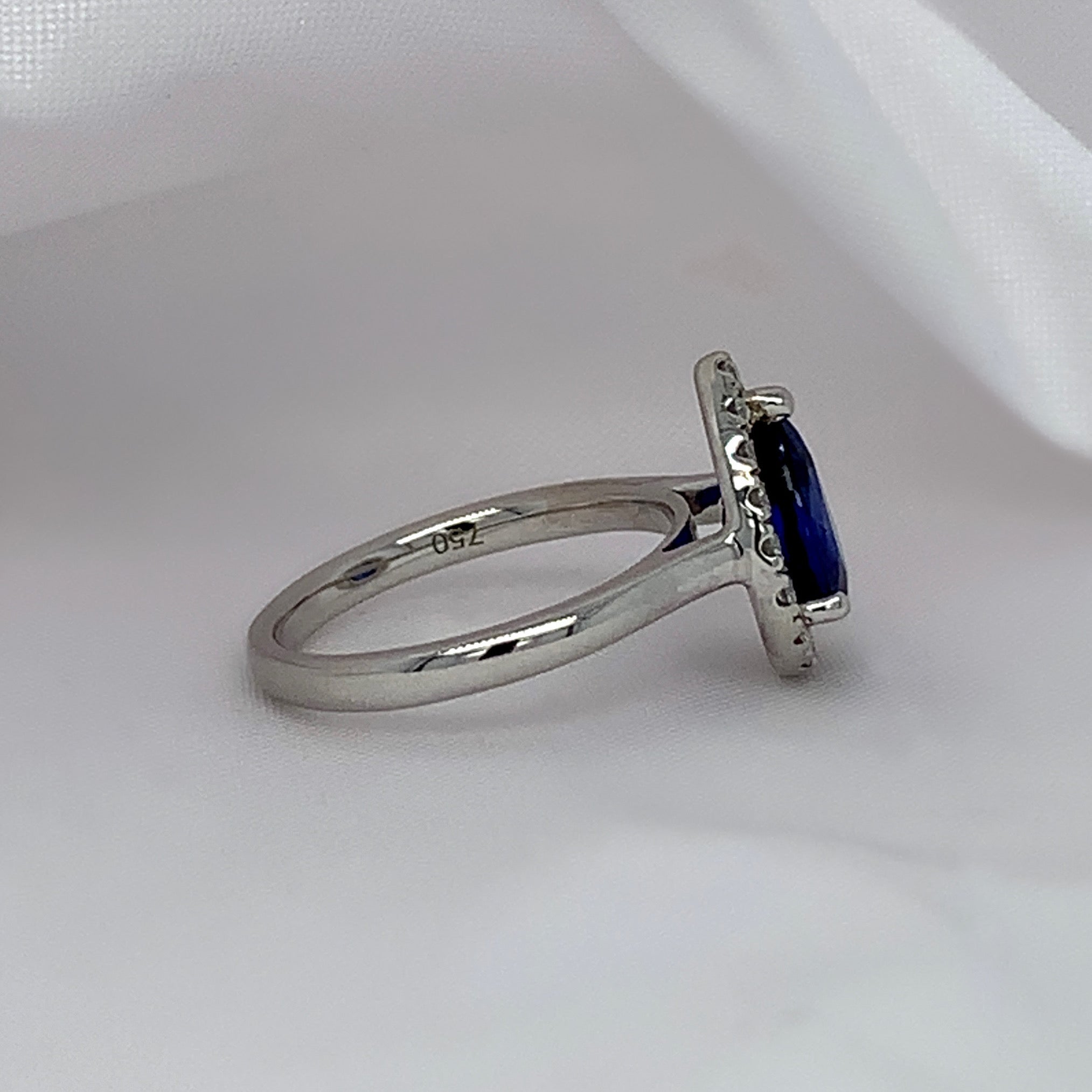 "Amaya" - Gemstone Ring - Ebony Jewellery Chichester - Bespoke by Ebony
