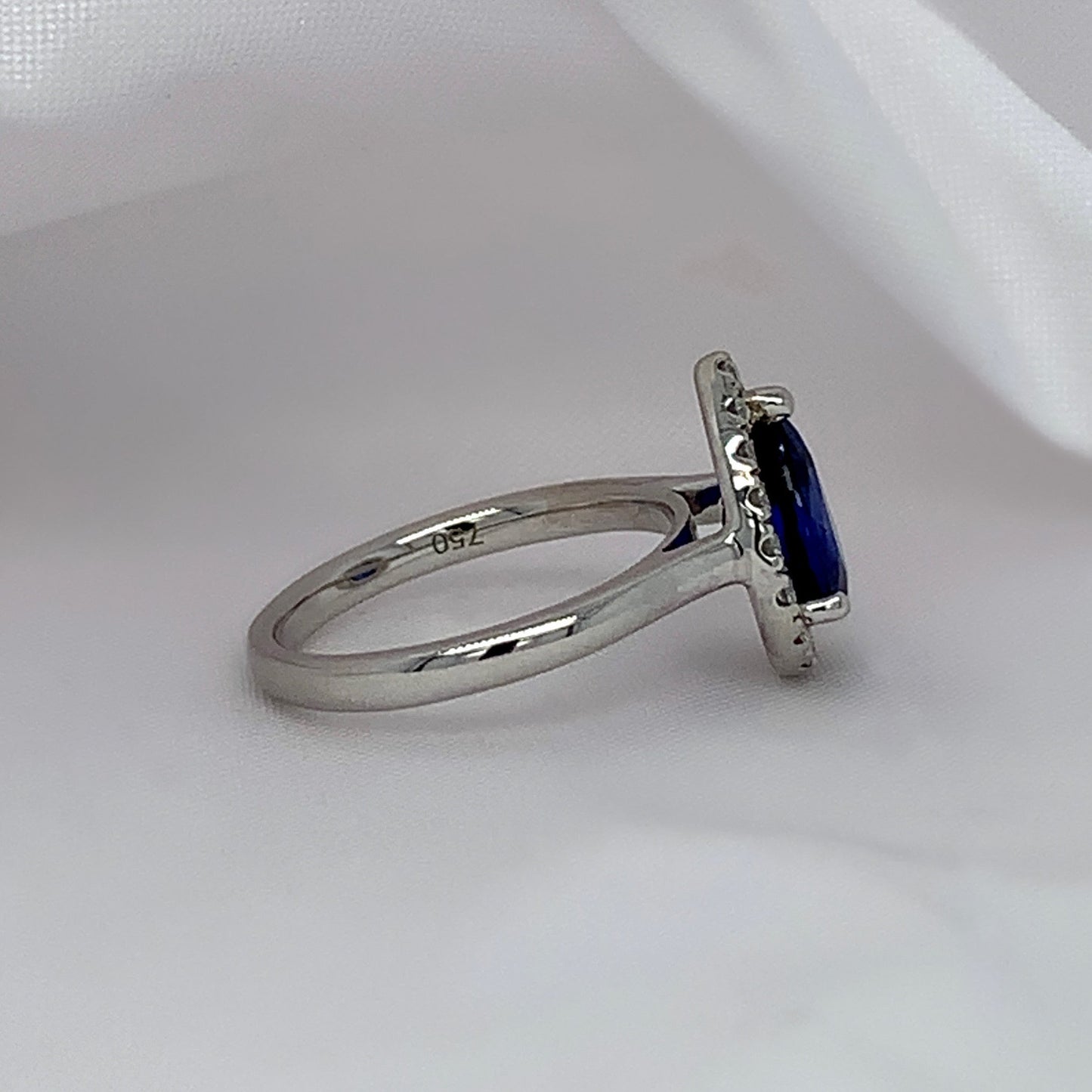Amaya - Gemstone Ring - Ebony Jewellery