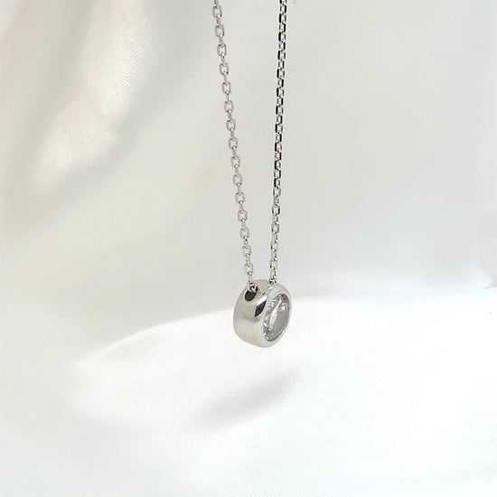 Load image into Gallery viewer, Beatrix - Platinum-Plated Necklace - Ebony Jewellery
