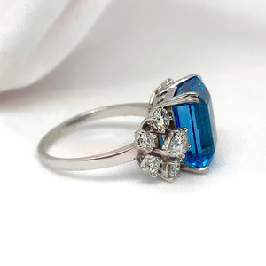 "Eléa" - Emerald Cut Aquamarine Unique Engagement Ring with variety Diamond Shoulders set in 18ct White Gold - Unique Ring - Ebony Jewellery Chichester - Bespoke by Ebony
