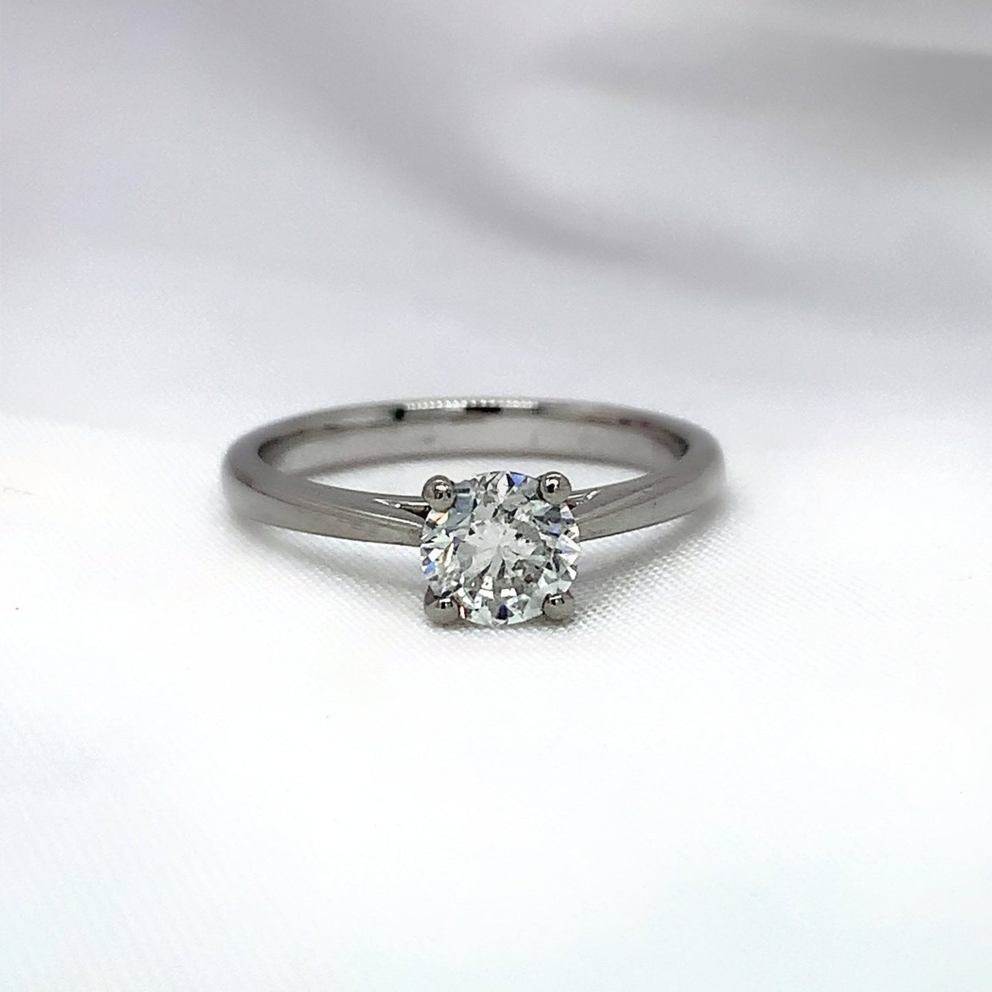 Éléanor - Engagement Ring - Ebony Jewellery