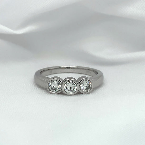 Evelynn - Engagement Ring - Ebony Jewellery