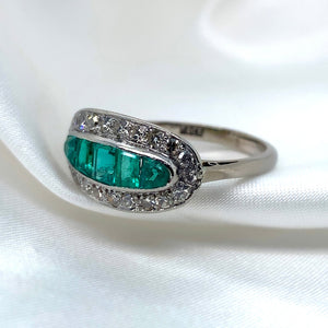 "Gweneth" - 1930s Art Deco Emerald and Diamond Unique Ring set in 18ct White Gold - Unique Ring - Ebony Jewellery Chichester - Bespoke by Ebony