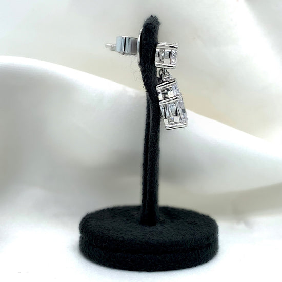 Load image into Gallery viewer, &amp;quot;Hattie&amp;quot; - Platinum-Plated Earring - Ebony Jewellery
