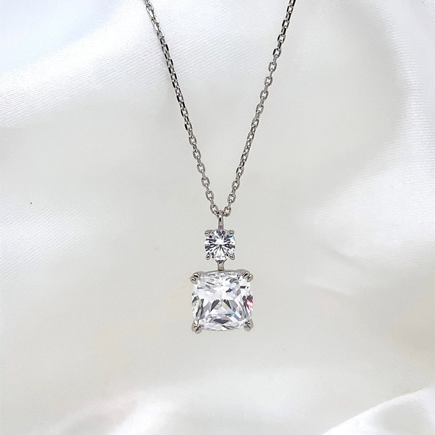 "India" - Platinum-Plated Necklace - Ebony Jewellery