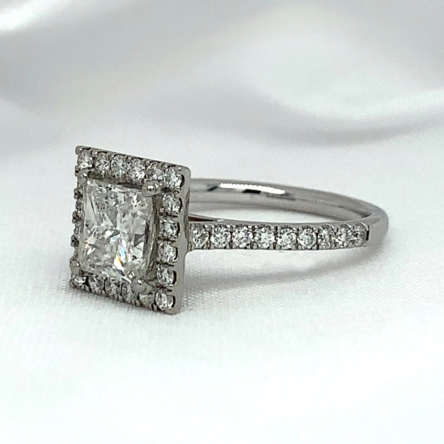 "Isabella" - Engagement Ring - Ebony Jewellery