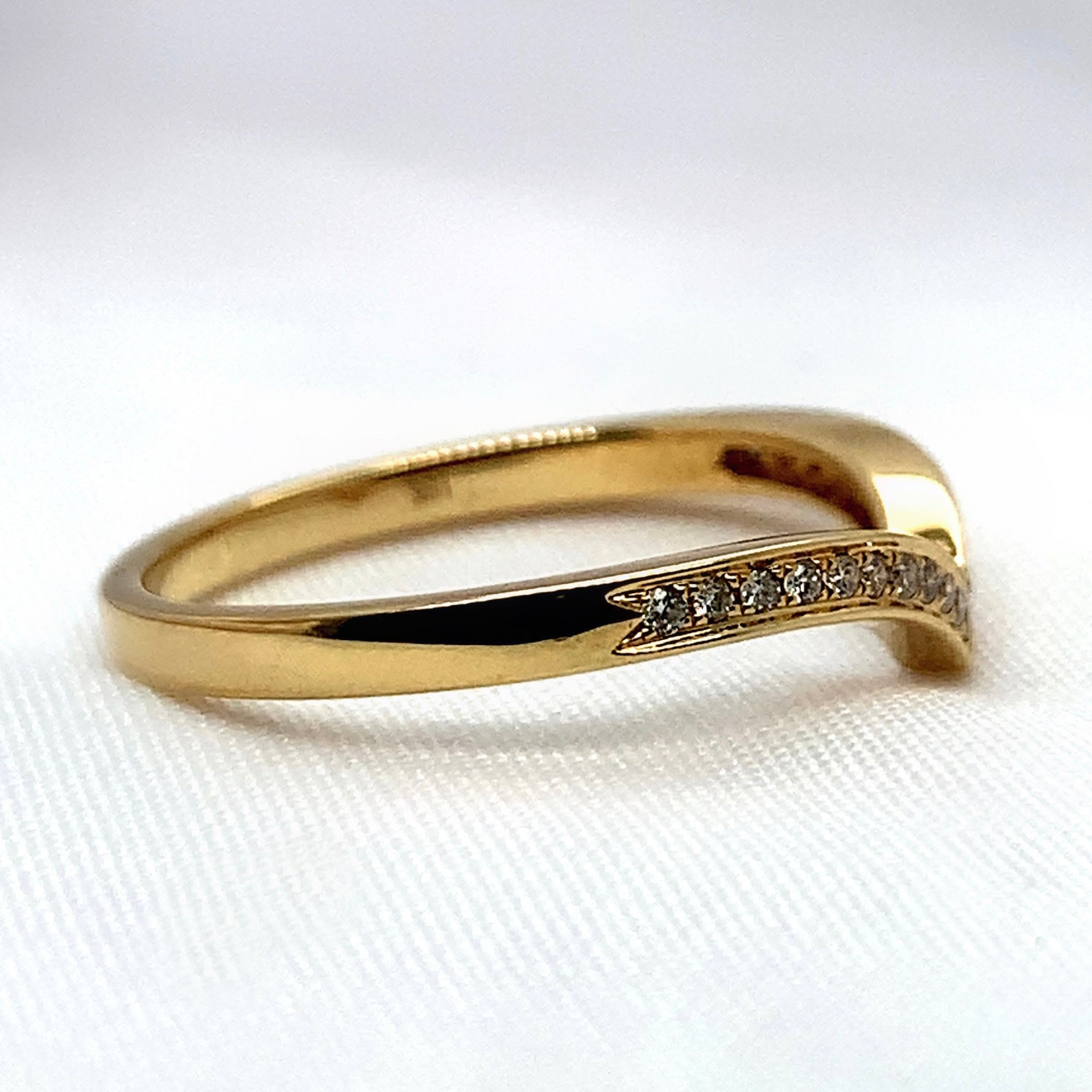 "Oceane" - Diamond Ring - Ebony Jewellery Chichester - Bespoke by Ebony