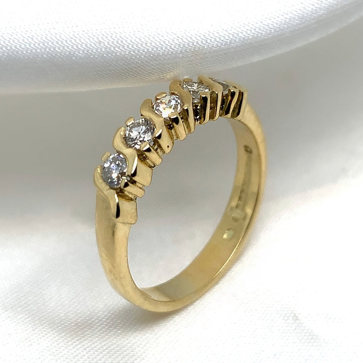 "Suzanne" - Diamond Ring - Ebony Jewellery Chichester - Bespoke by Ebony